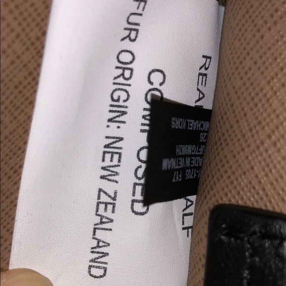 NWOT Authentic MK Mercer Satchel - Picture 6 of 6